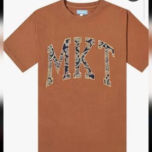 NWT Mens MKT Graphic T-Shirt in Acorn